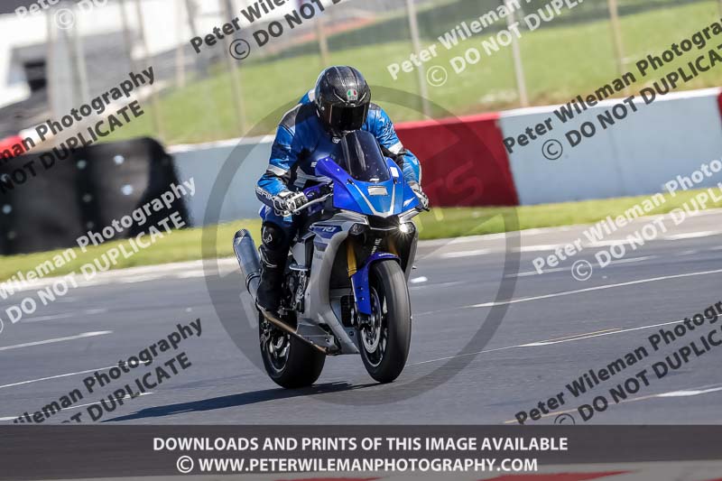 donington no limits trackday;donington park photographs;donington trackday photographs;no limits trackdays;peter wileman photography;trackday digital images;trackday photos